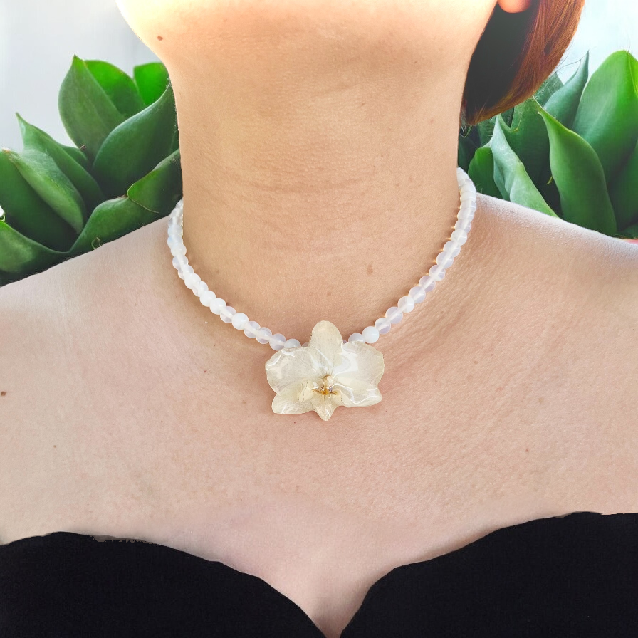Collar Orquídea Luna